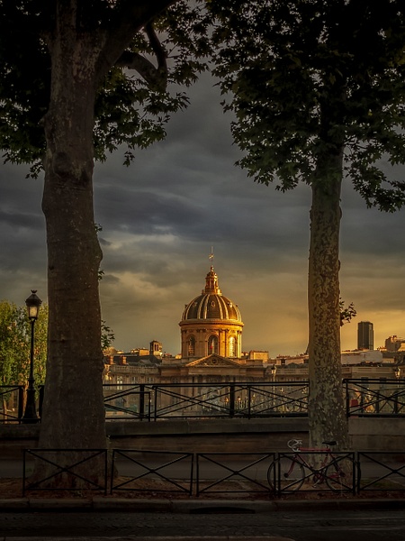 Paris-Institut de France-Cultural Center-Sunset - Travel - Guy Riendeau Photography