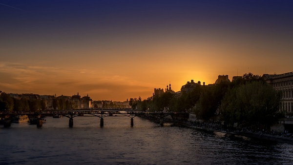 Paris-Pont des Arts-Seine River-Sunset - Travel - Guy Riendeau Photography 