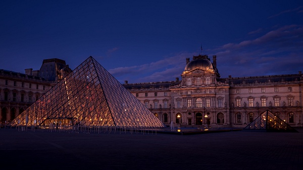 Paris-The Louvre-Blue Hour - Travel - Guy Riendeau Photography 