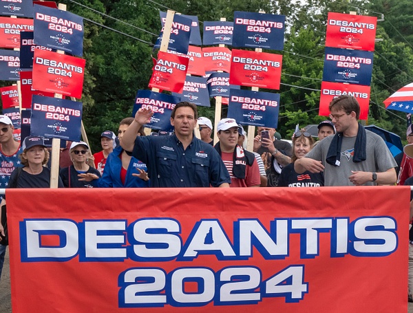 overnor Ron DeSantis  campaigning for president with wife Casey DeSantis  in New Hampshire  by Rick Friedman - Rick Friedman Photography