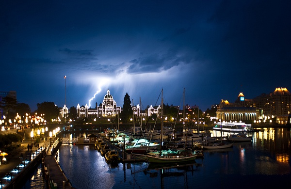 Victoria Harbour - Don MacKinnon Photography 
