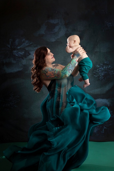 IMG_9850 - Breeyona's 6mth motherhood - Erin Larkins Photography 