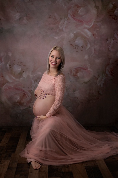 IMG_9275 - Meghan's maternity session - Erin Larkins Photography 