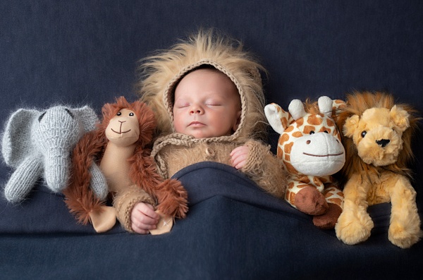 IMG_1076drk - Antonio's newborn session - Erin Larkins Photography 