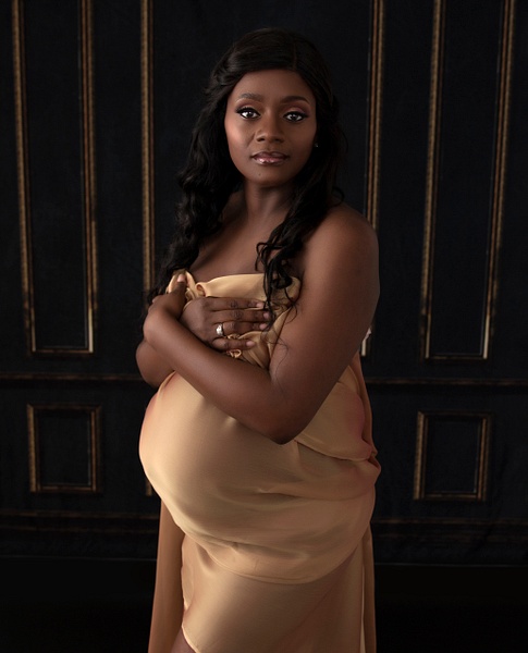 IMG_9778crp - Ambriel's maternity session - Erin Larkins Photography
