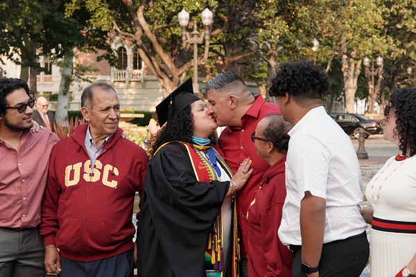 USC Graduation - Portraits - Tinoco Images