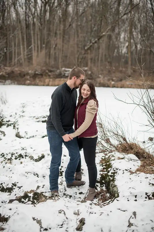 Medford-WI-Winter-Engagement-Session- Wausau-Photographer