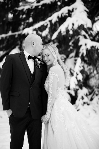 NYE_winter_Wedding_Wausau - Weddings - Walkowski Photography