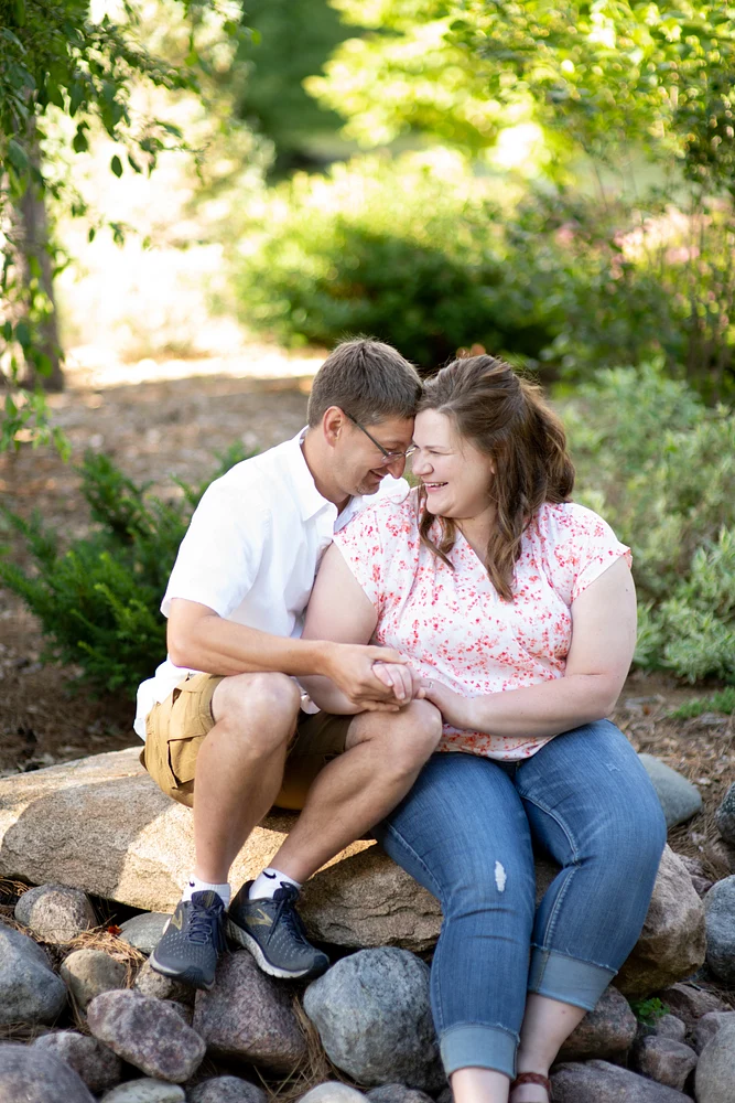 Botanical-Garden- Engagement- Session- Wausau-WI- Walkowski- Phtotography
