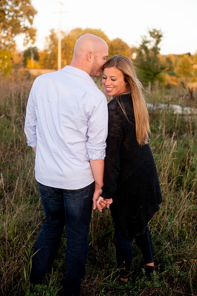 Engagement-Session-Field-Session-Wausau - Walkowski Photography : Wausau Engagement Photographer 