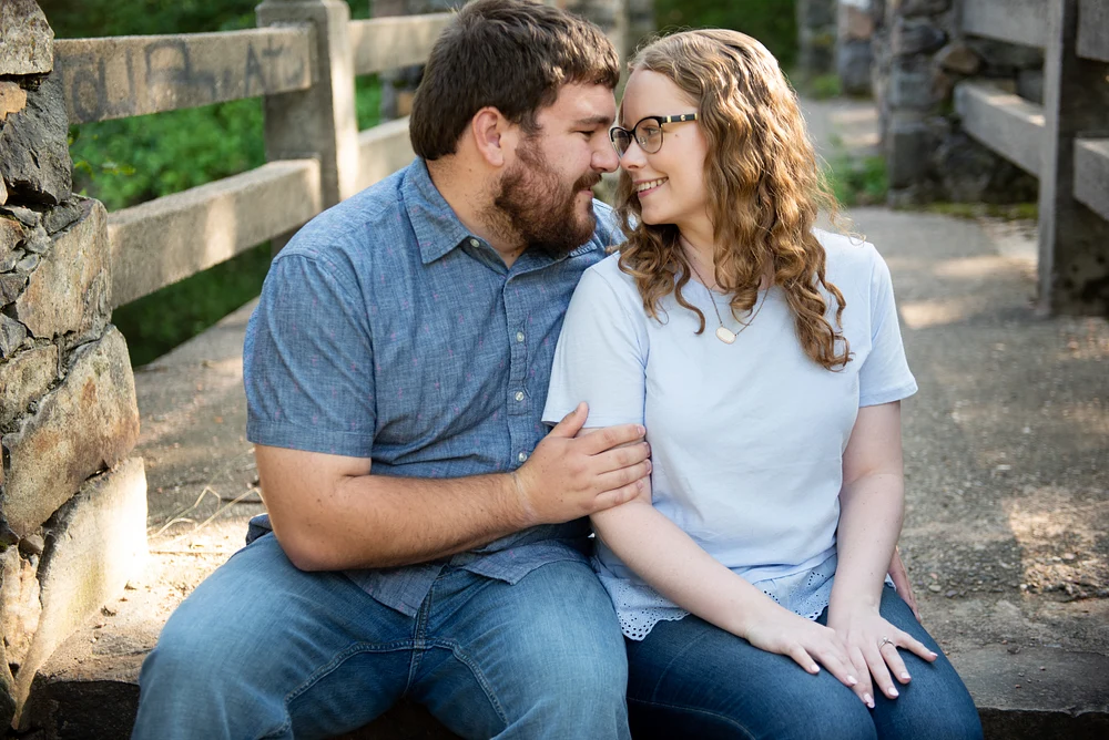 Oak-Island-Park-Summer-Engagement- Session- Wausau-WI