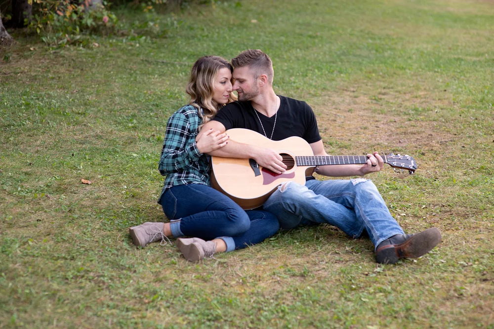 9-mile-Engagement-Session- Wausau- Engagement