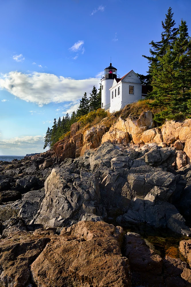 Maine_2014_Bass_Harbor_Lighthouse_1