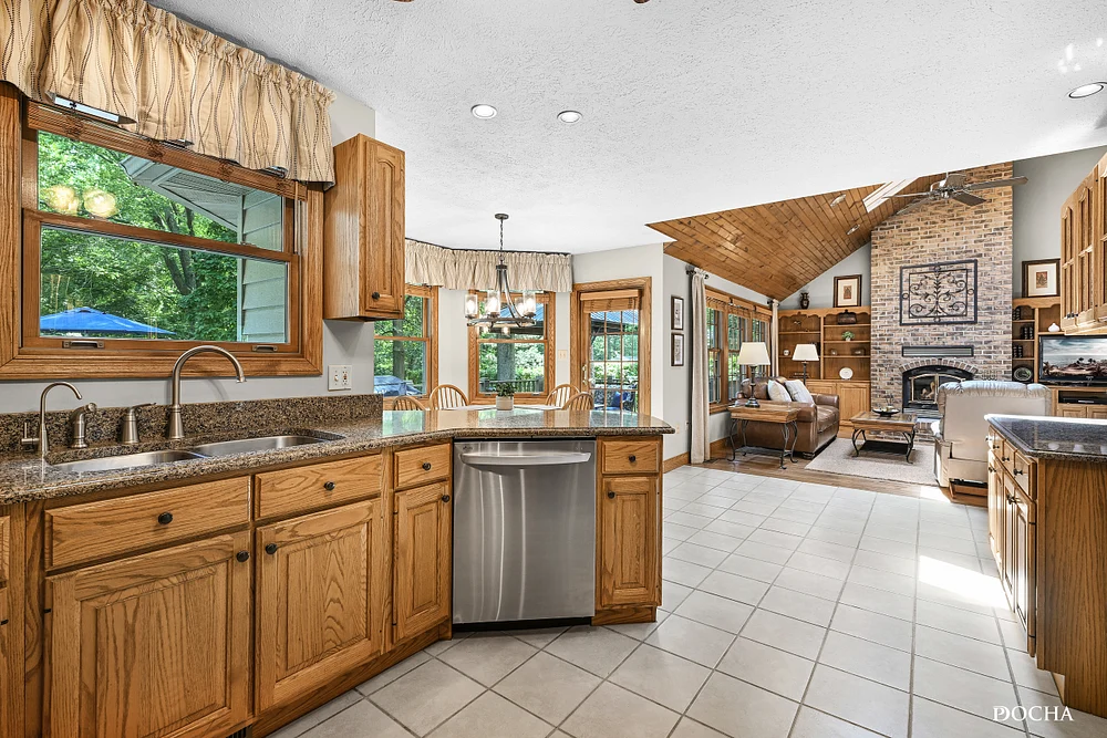 Seneca 210 Christy St_Docha Real Estate Photography-125