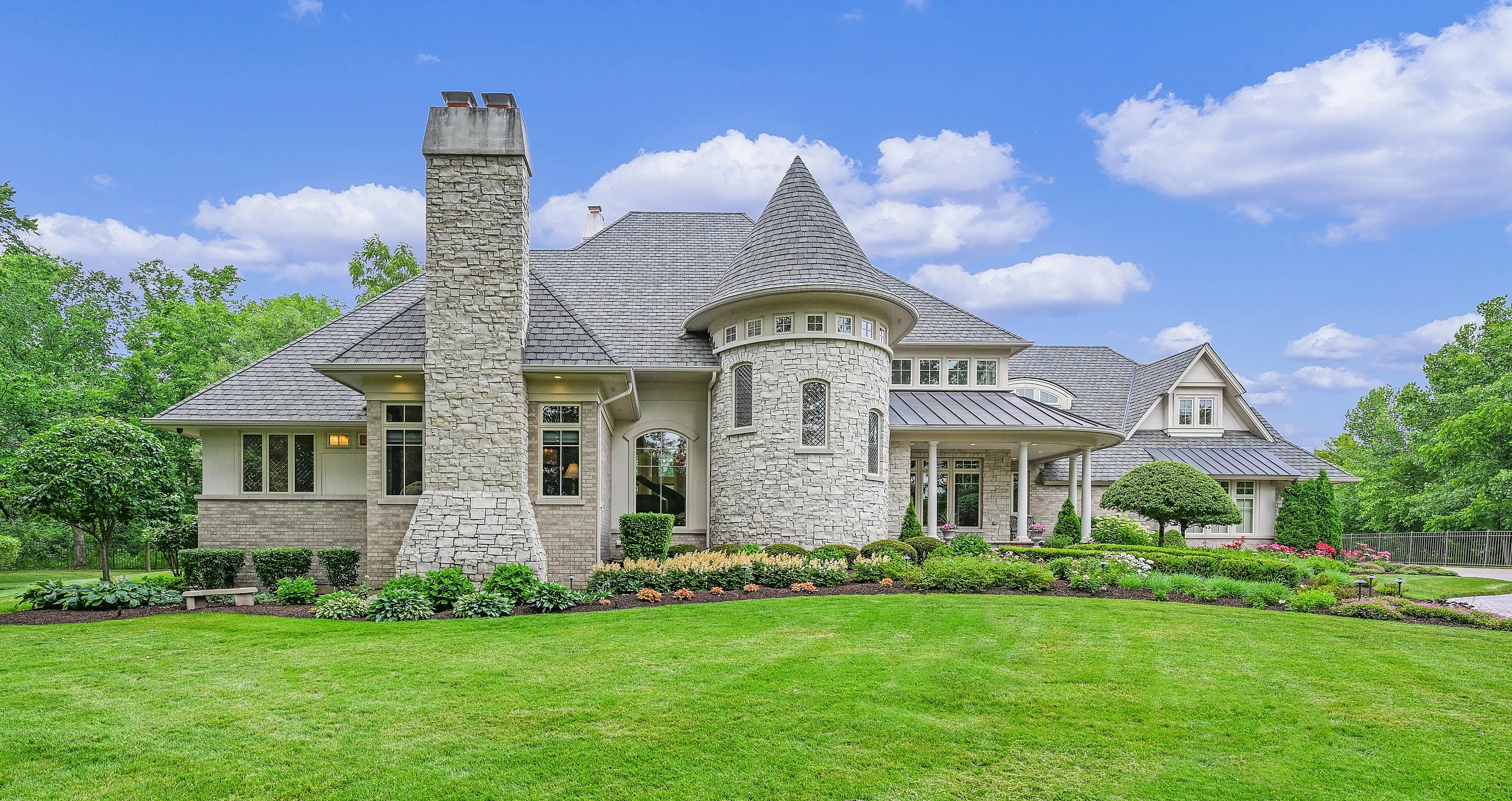 Oswego, 7109 Roberts Dr_Charlene Sligting_Docha Real Estate Photography