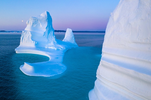 Icebergs-4,-Disko-Bay,-Greenland - IAN PLANT