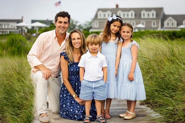 Family of 5 portrait in Nantucket, MA - Flo McCall Photography 