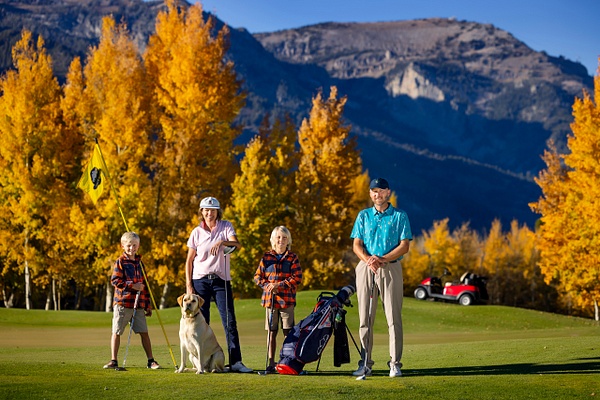 family golf portrait - Flo McCall Photography