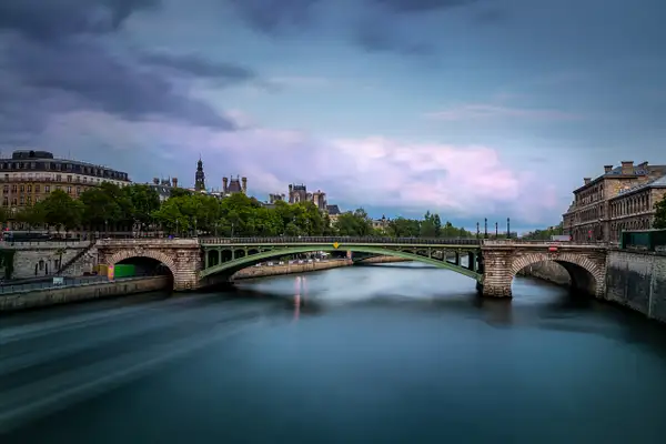 The Seine in Paris by lisaacampbell