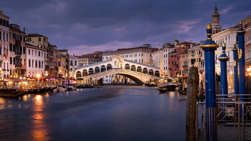 Iconic Rialto Bridge at Twilight in Venice, Italy