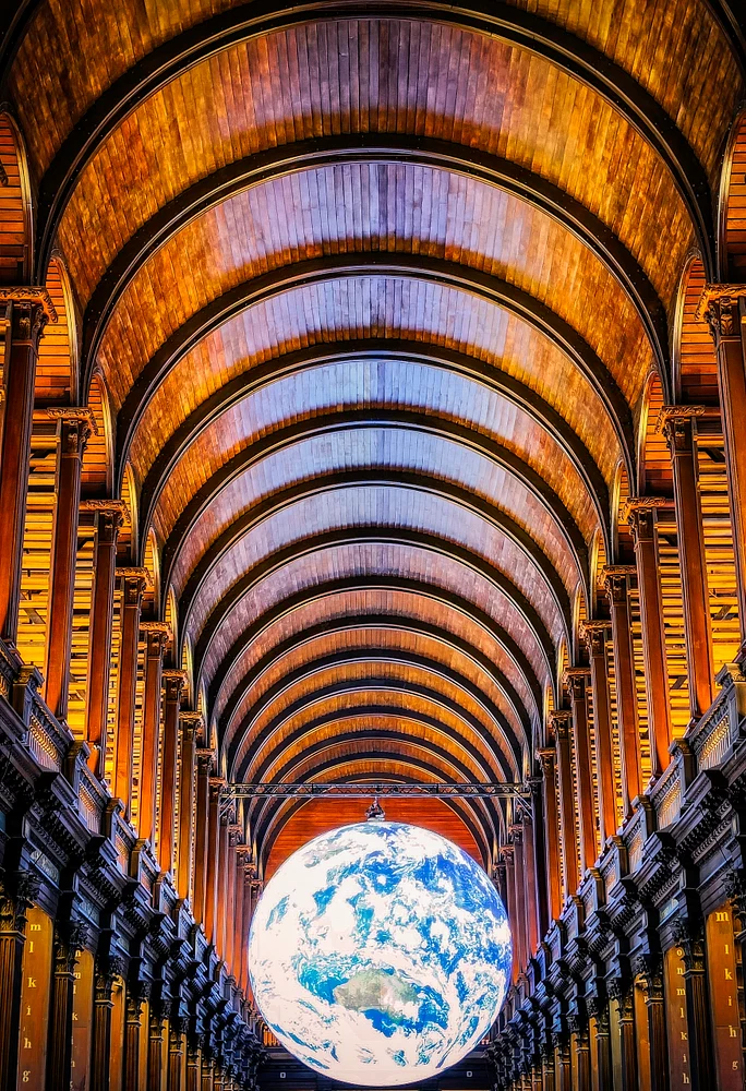 "Trinity Old Library Dublin"