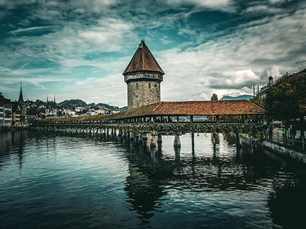 kappelbruecke luzern-switzerland