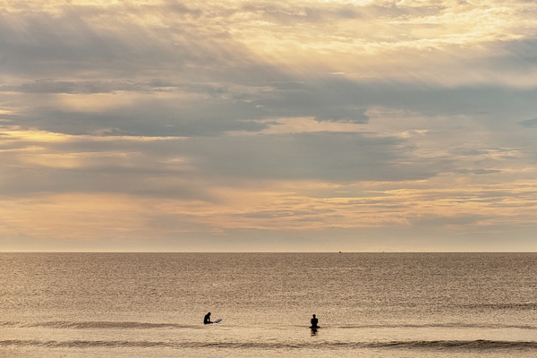 Waiting for a Wave - Website intro - Jim Rothenberg