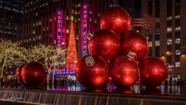 Radio City (Christmas) 3 by ScottWatanabeImages