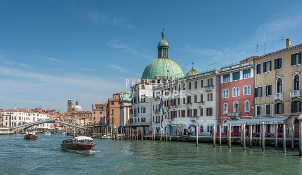 Grand-Canal-Ponte-degli-Scalzi-Venice-Italy - Photographs of Europe