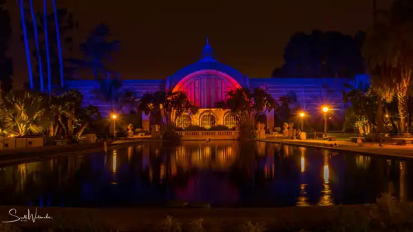 Botanical Building (Night) by ScottWatanabeImages