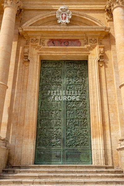 Bronze-doors-Noto Cathedral-St-Nicholas-of-Myra-Sicily-Italy-2 - Photographs of Europe