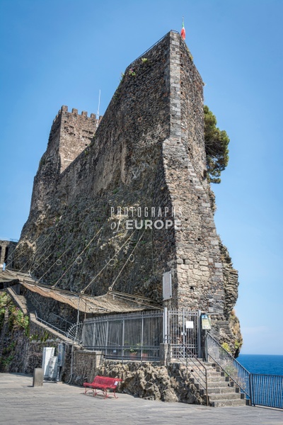 Castello-Normanno-Svevo-di-Aci-Castello-Sicily-Italy - Photographs of Europe