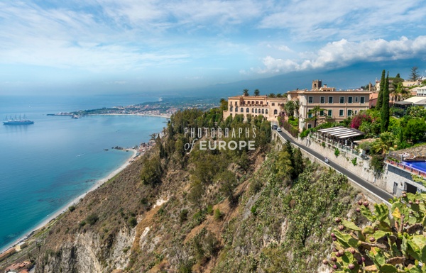 Coastal-view-from-Taormina-Sicily-Italy - Photographs of Europe