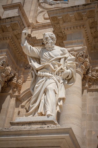 Statue-of-Paul-the Apostle-Syracuse-Sicily-Italy - Photographs of Sicily, Italy.