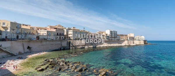 Seafront-Syracuse-Sicily-Panorama-1 - Photographs of Europe
