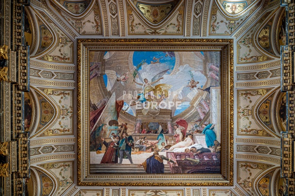 Ornate-Ceiling-Kunsthistorisches-Museum-Wien-Vienna-Austria-3 - Photographs of Europe 