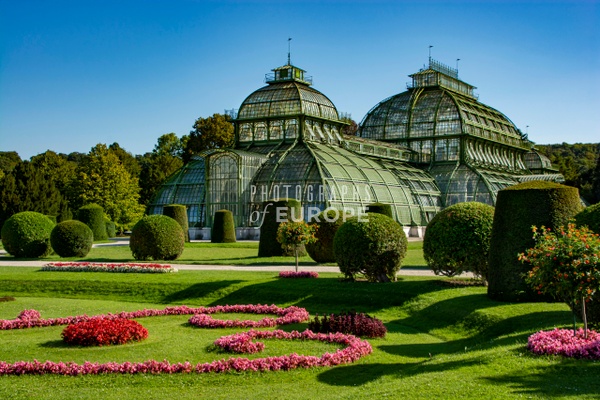 Palmenhaus-Palm-House-Schönbrunn-Palace-Vienna-Austria-2 - Photographs of Europe