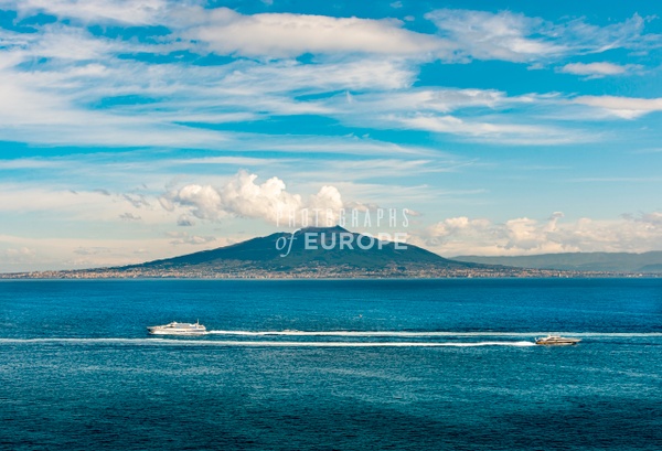 Bay-of-Naples-Mount-Vesuvius-Sorrento-Italy - Photographs of Europe 