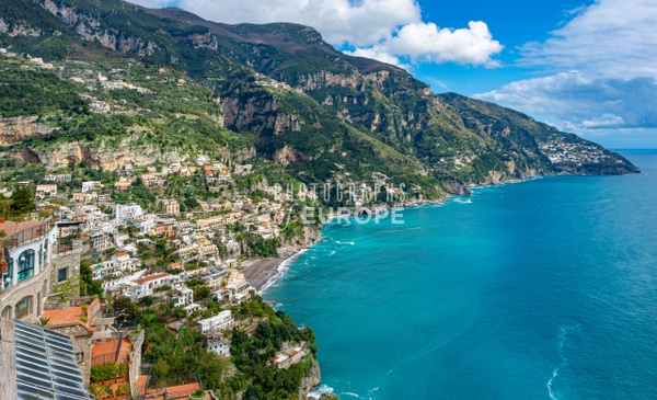 Positano-dramatic-coastline-Amalfi-Coast-Italy-1 - Photographs of the Amalfi Coast, Capri and Sorrento, Italy 