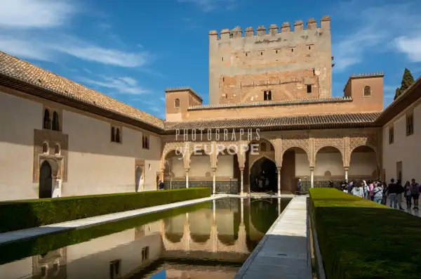 Palacios-Nazaríes-Alhambra-Granada-Spain by Neil Lamont