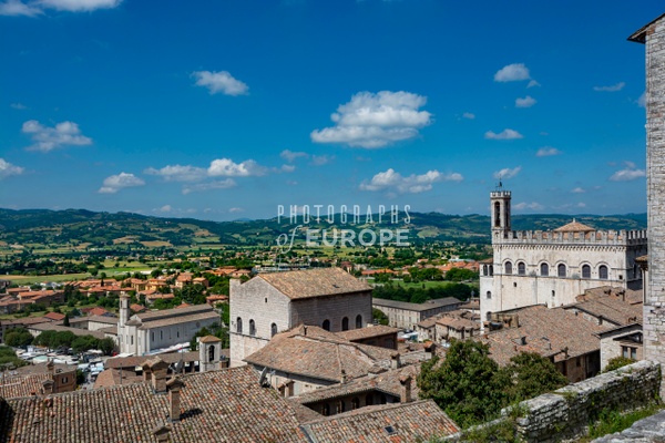 View-from-Gubbio-Town-Umbria-Italy - Photographs of Europe 