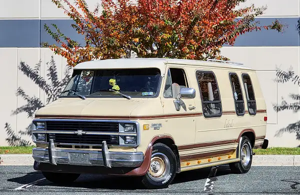 N 1983 g van yellow by autosales