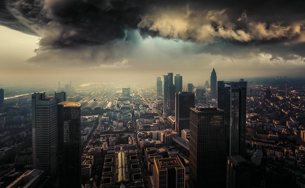 The Clouded Realm of Frankfurt