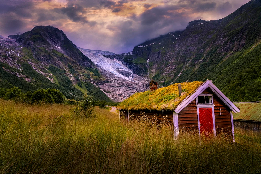 Alpine Haven: The Glacier's Embrace
