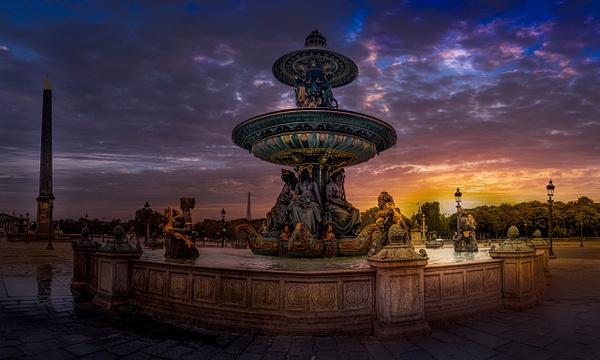 La fontaine des fleuves et la Place de la Concorde au petit matin - Paris - Théo Castillon Photographie 