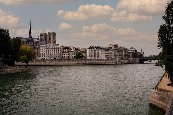 DOWN TOWN - AUTUMN IN PARIS - Pierre Pevsner Photography 