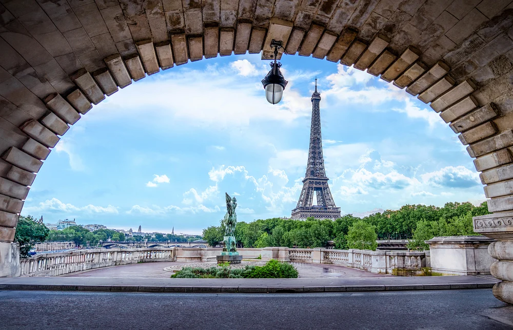 Maureen_Mai-PS2-Eiffel-0127-Edit-Edit-Edit