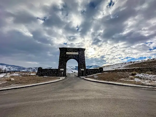Roosevelt Arch by Donna Elliot