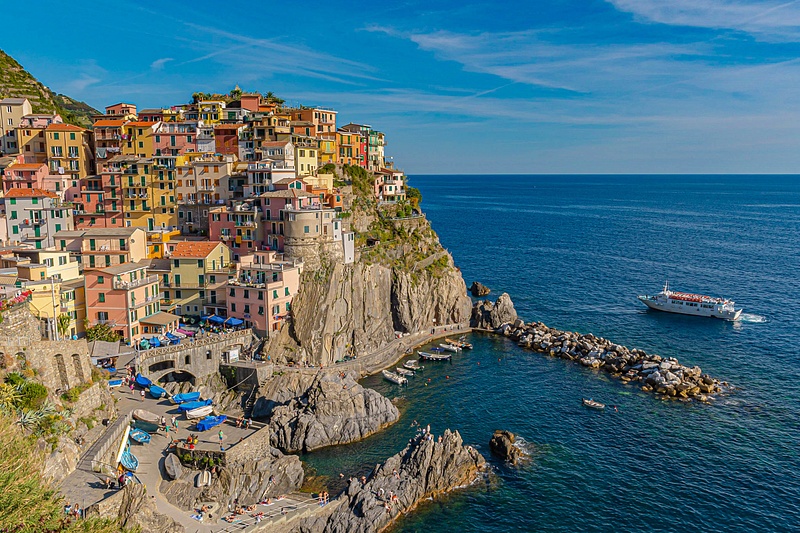 Manarola, the second smallest of the famous Cinque Terre towns, Italy