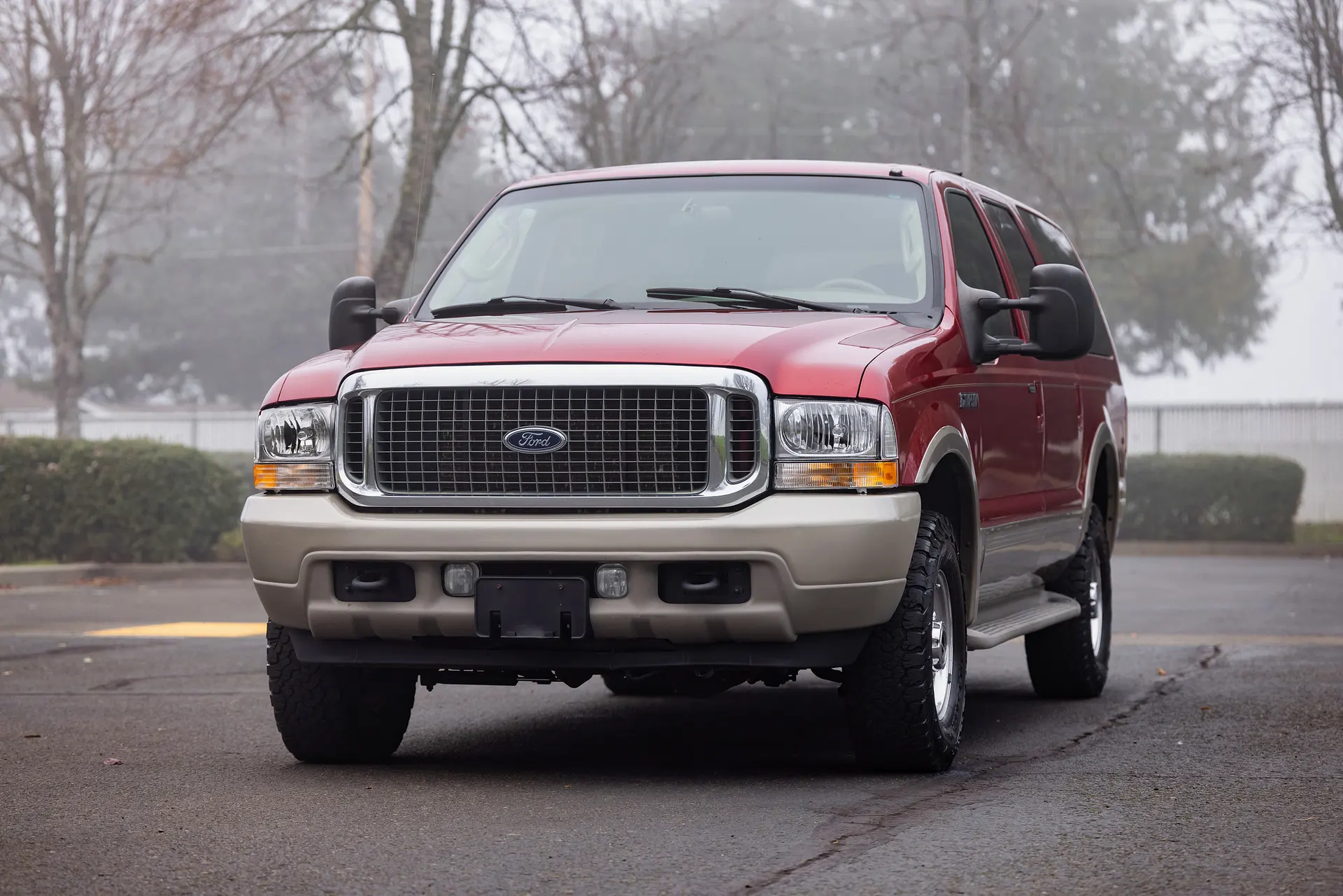 2003 Ford Excursion Red by AdamEphrem